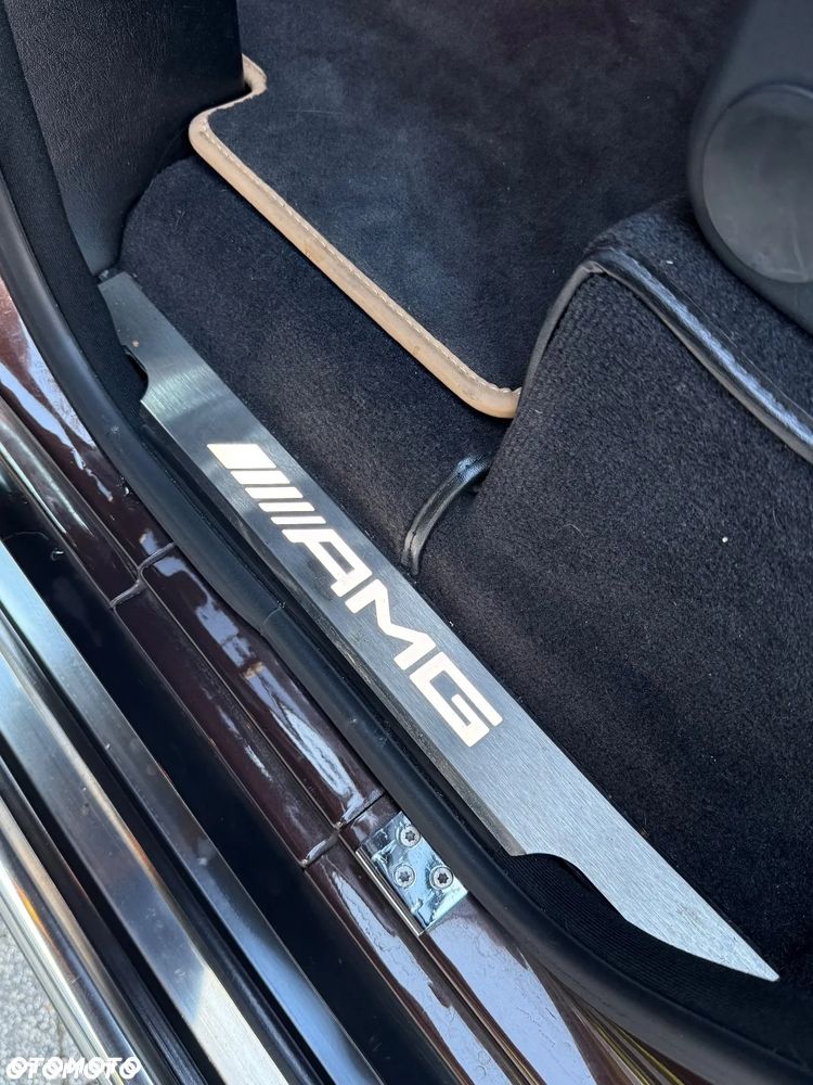 Mercedes-Benz Klasa G 63 AMG AMG SPEEDSHIFT 7G-TRONIC - 17