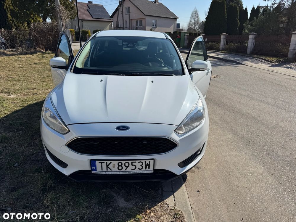 Ford Focus 1.5 TDCi SYNC Edition - 4