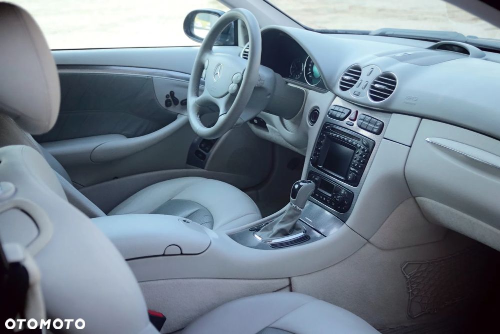 Mercedes-Benz CLK 500 Avantgarde - 12
