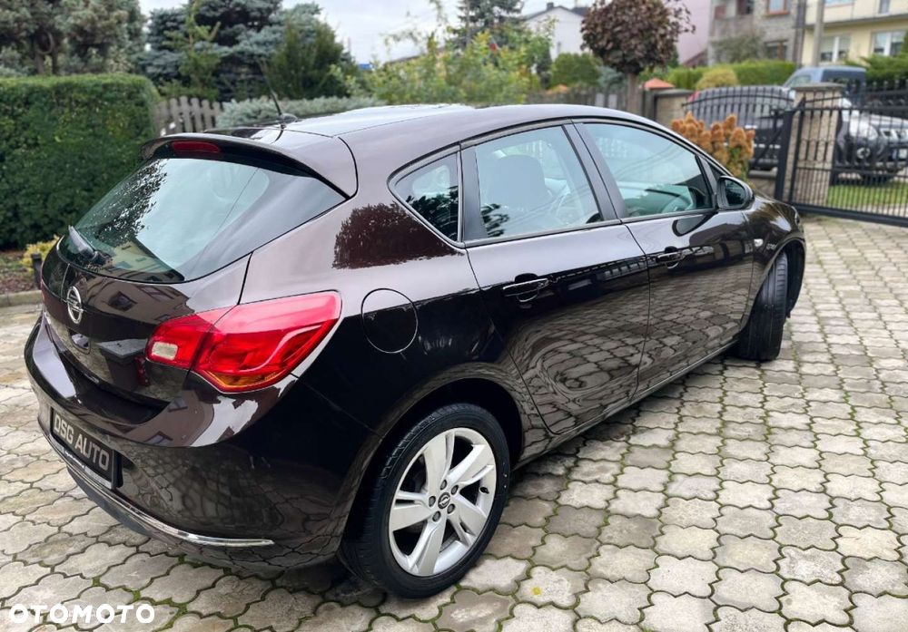 Opel Astra - 20