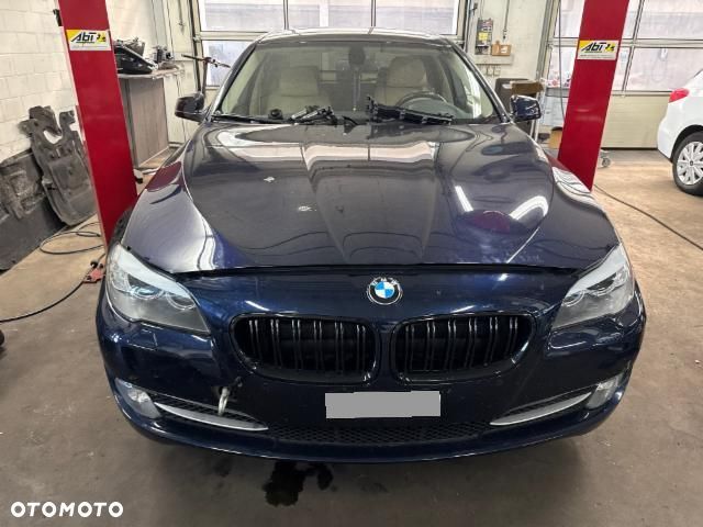 BMW 5 Series 2011 photo 3