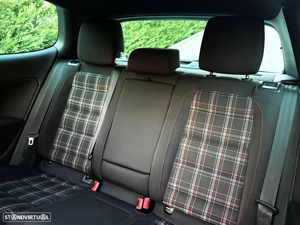 VW Golf 2.0 GTi - 20