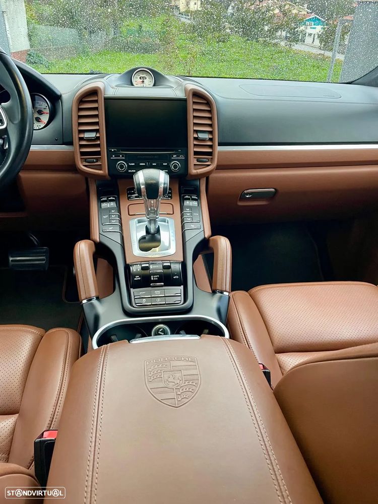 Porsche Cayenne Diesel Platinum Edition - 5