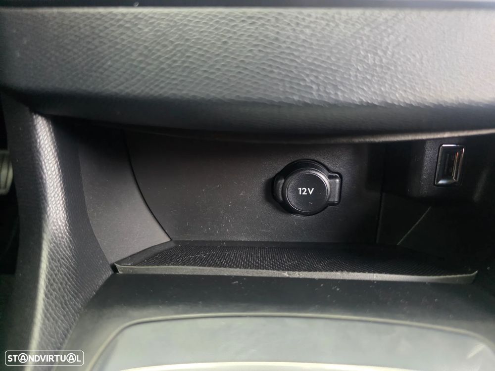 Peugeot 308 1.5 BlueHDi Style - 38
