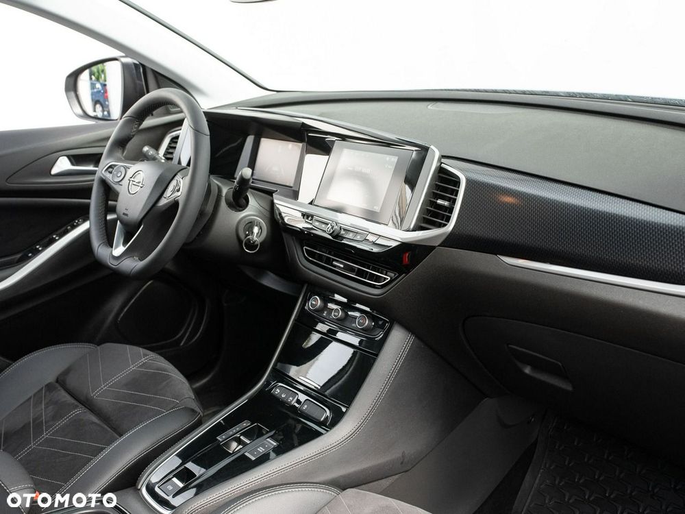 Opel Grandland - 30