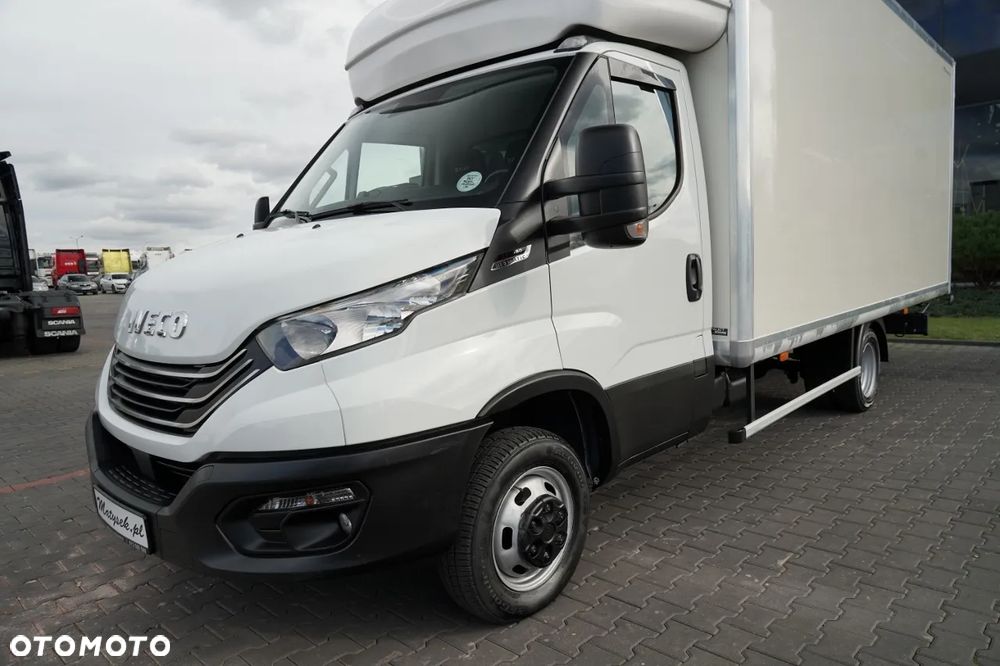 Iveco DAILY 35-180 / KONTENER / AUTOMAT HI-MATIC  / BLIŹNIAK / 2022 / SPROWADZONY - 10