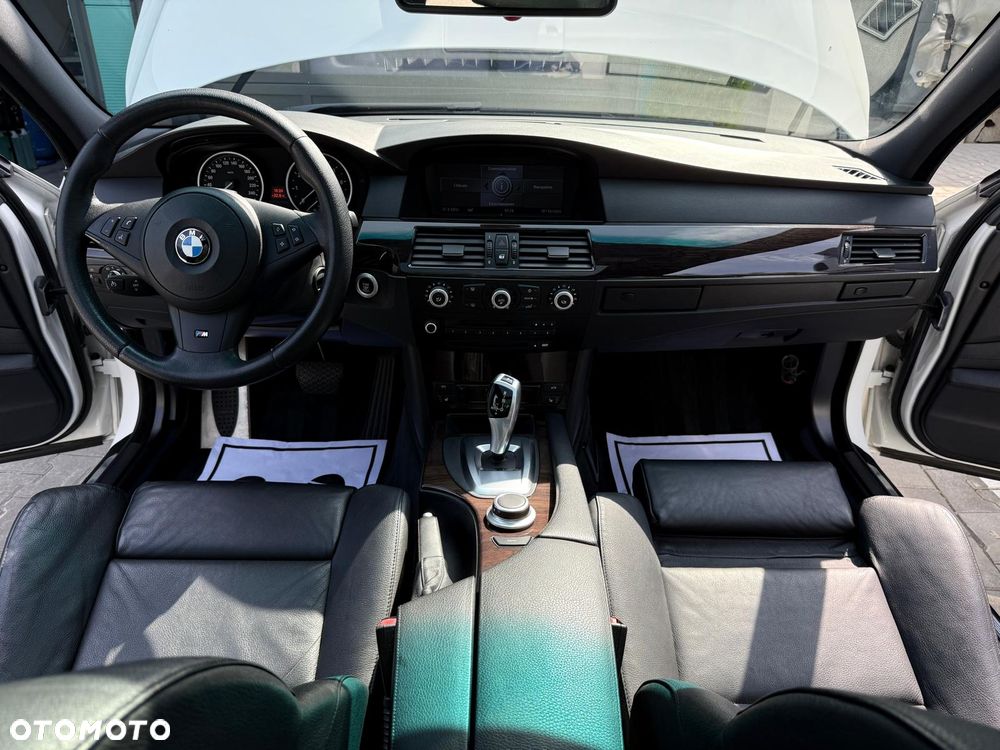 BMW Seria 5 - 32