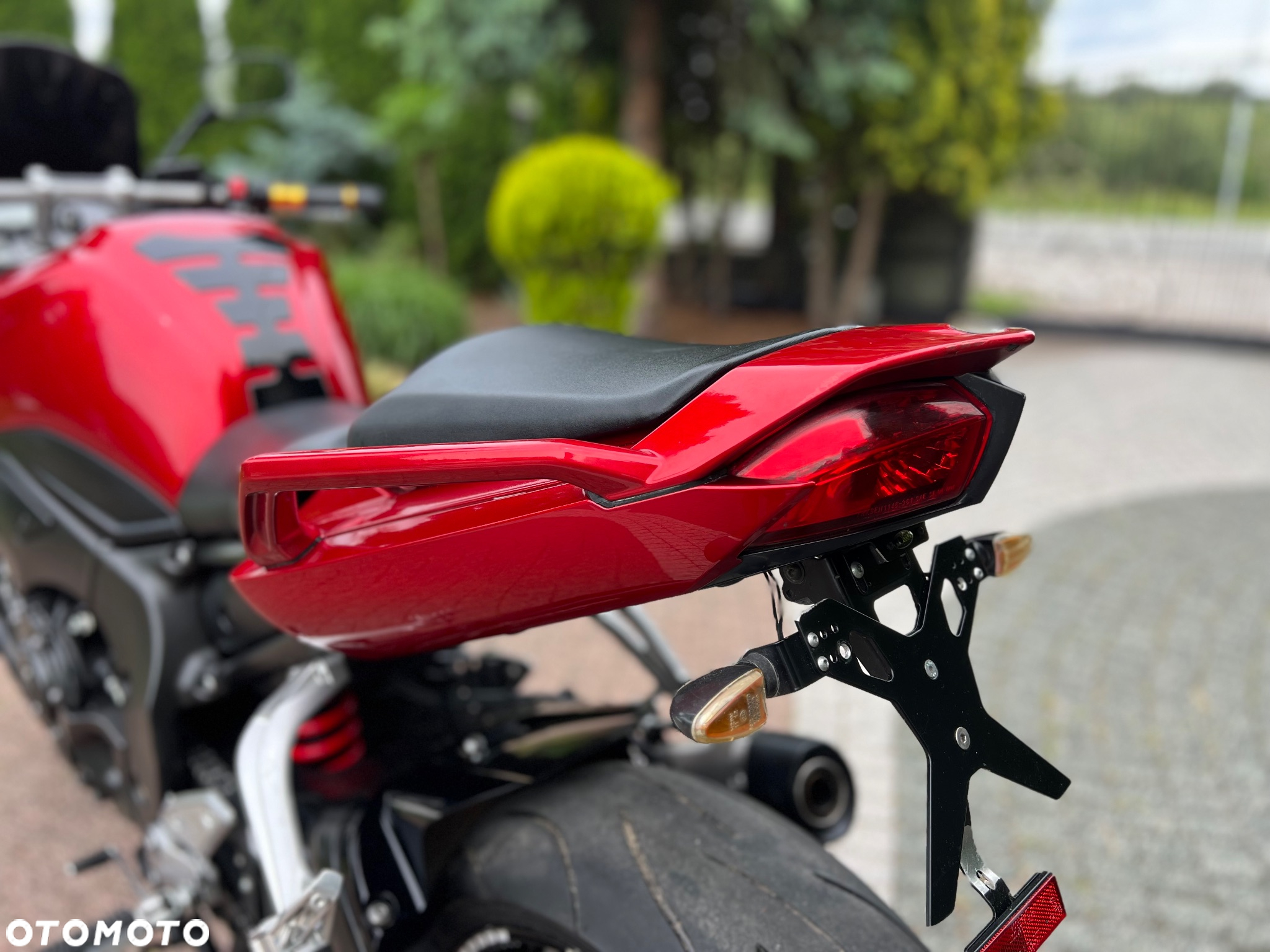Yamaha FZ - 19