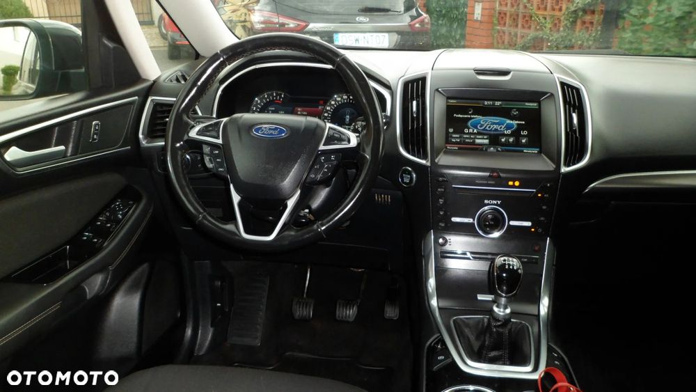 Ford Galaxy 2.0 TDCi Titanium - 25