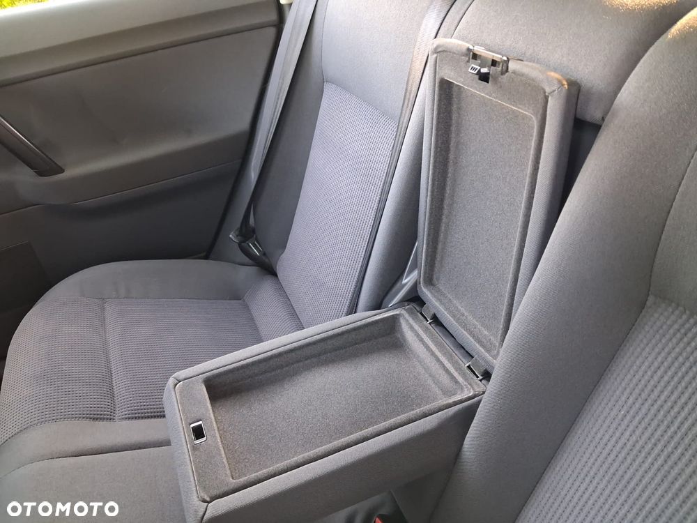 Volkswagen Polo - 13