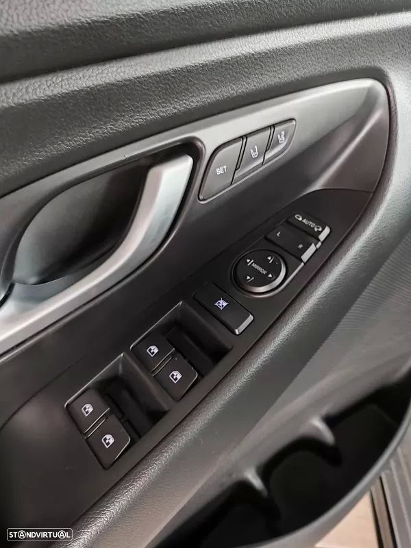 Hyundai i30 - 16