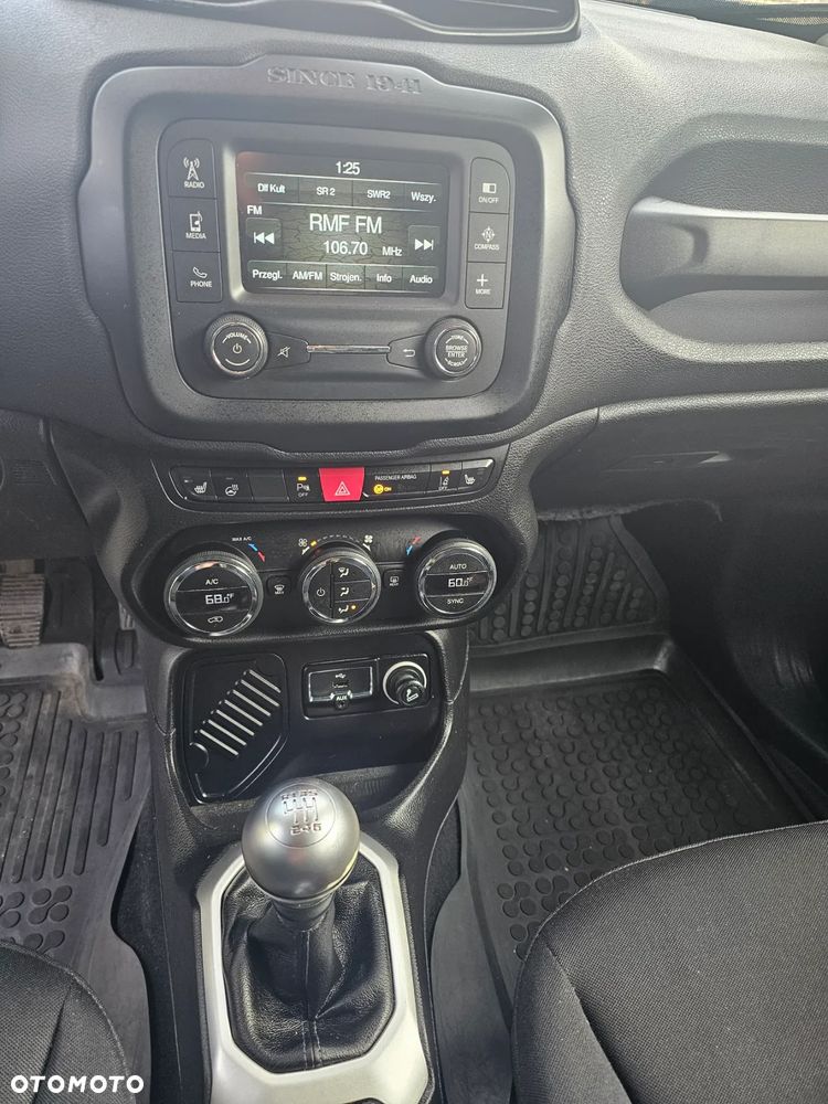 Jeep Renegade 1.4 MultiAir Longitude - 28