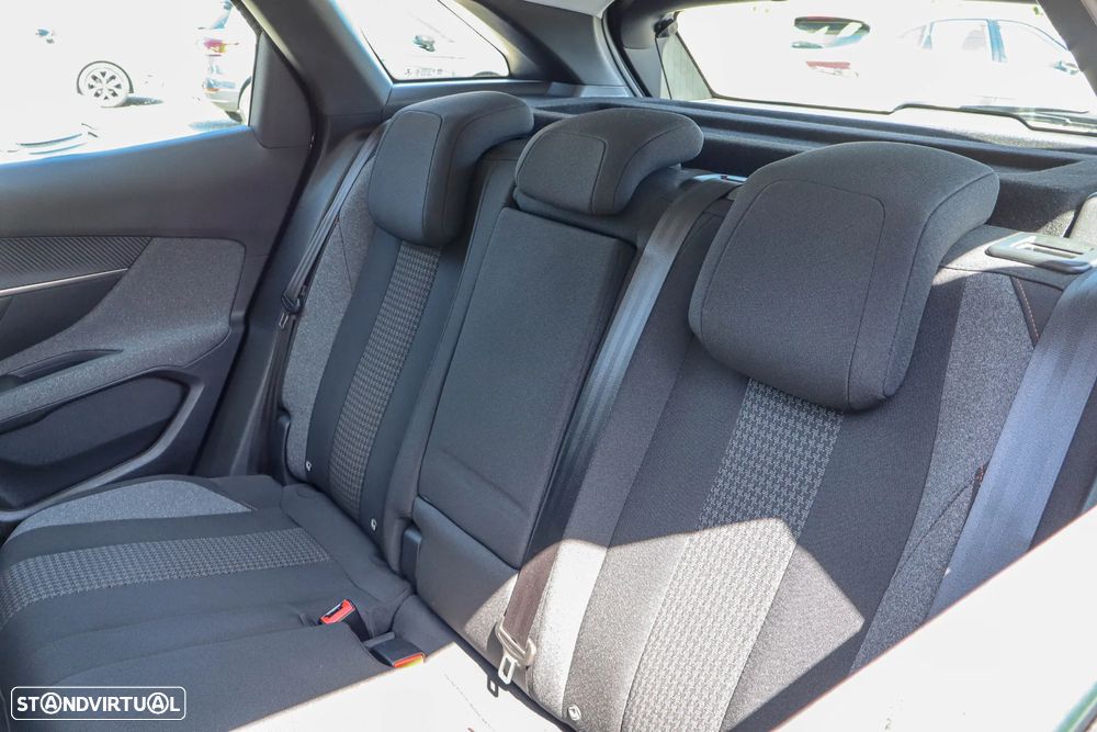 Peugeot 3008 1.5 BlueHDi Active Pack - 12