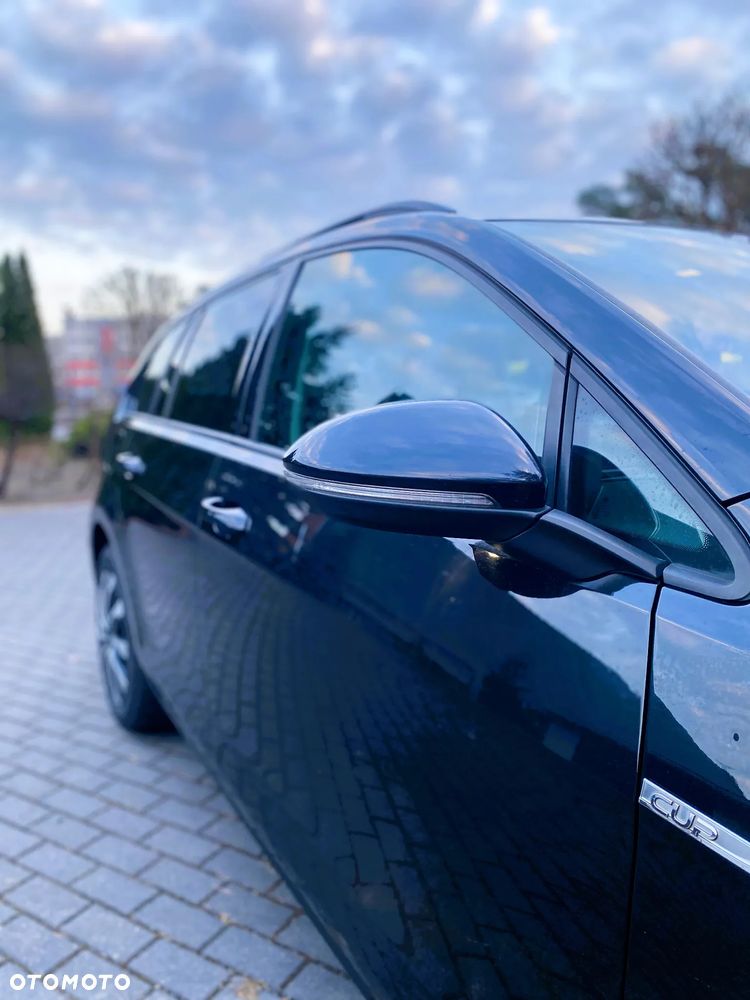 Volkswagen Golf 1.6 TDI BlueMotion Technology DSG Lounge - 17