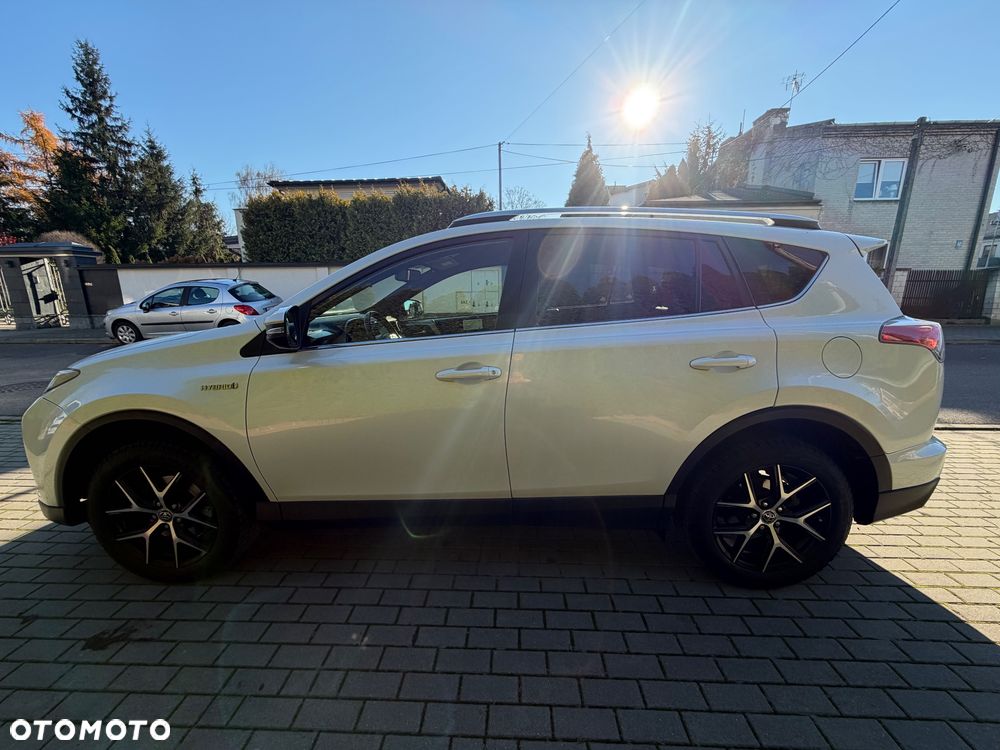 Toyota RAV4 Hybrid Prestige 4x4 - 5