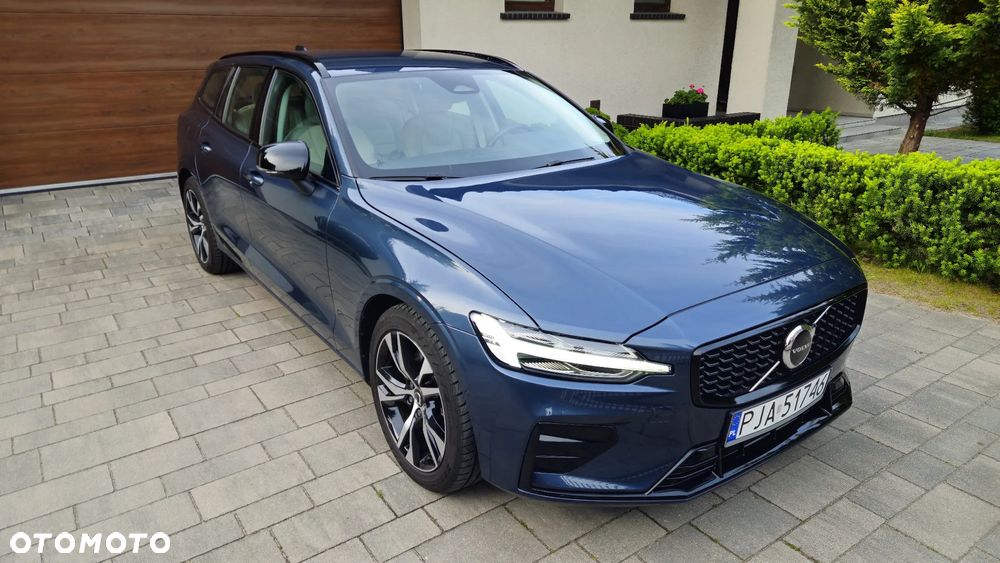Volvo V60 B3 B Plus Dark - 2