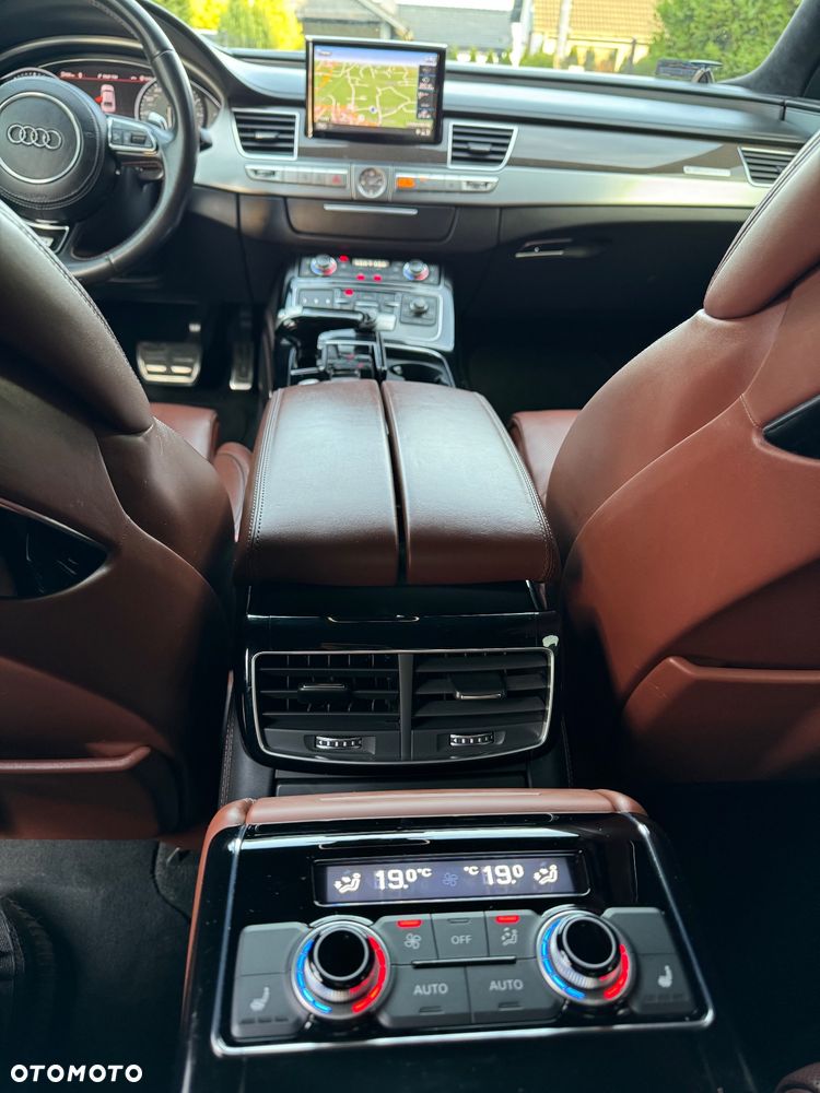 Audi S8 4.0 TFSI Quattro - 31
