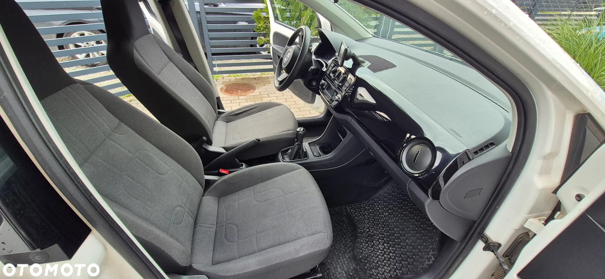Volkswagen up! 1.0 white - 7