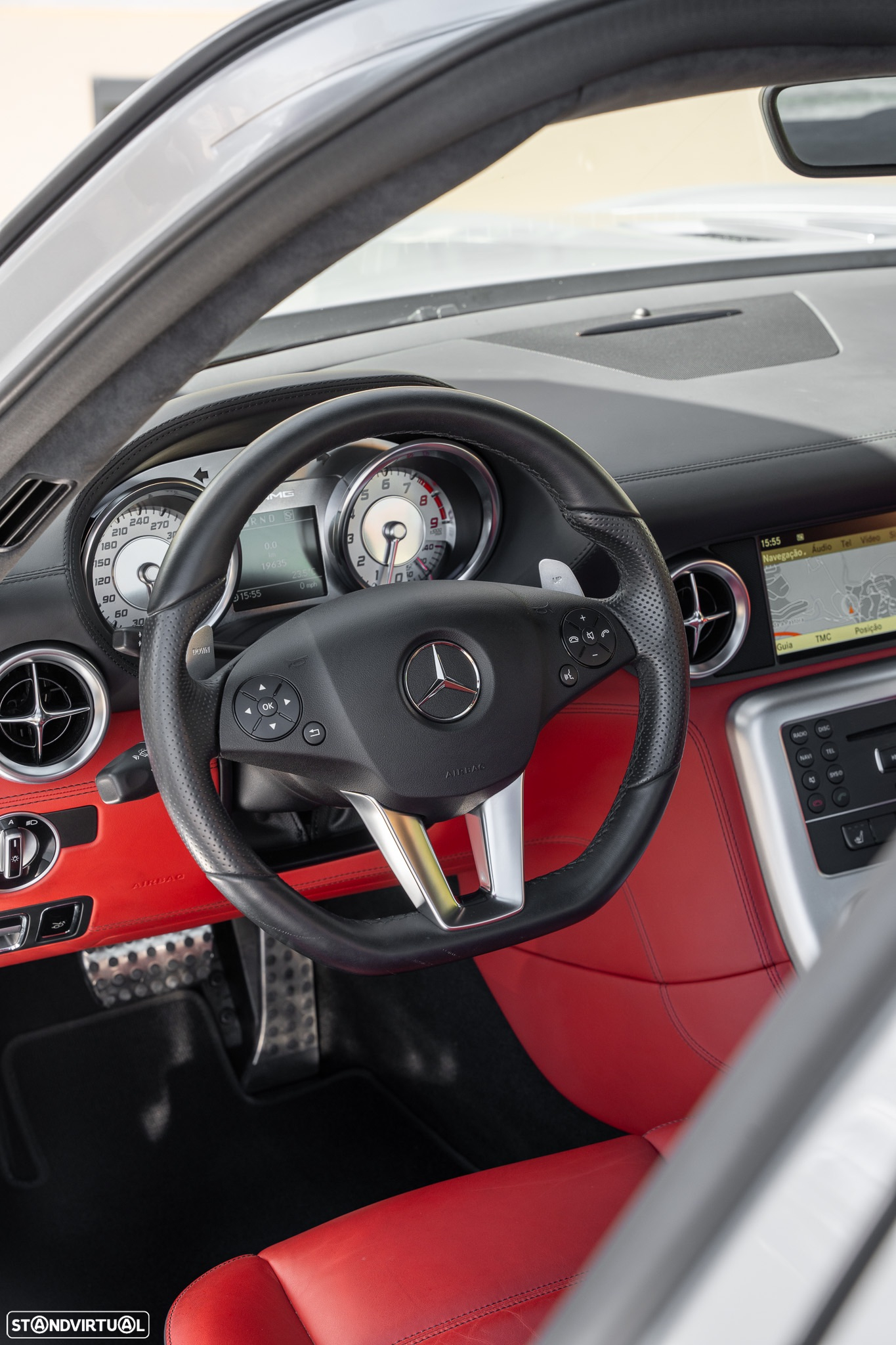 Mercedes-Benz SLS 63 AMG Standard - 22