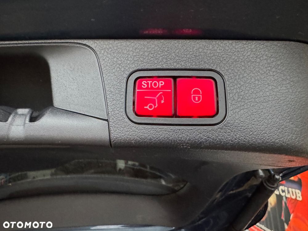 Mercedes-Benz GLB 200 d 8G-DCT Progressive Advanced - 25