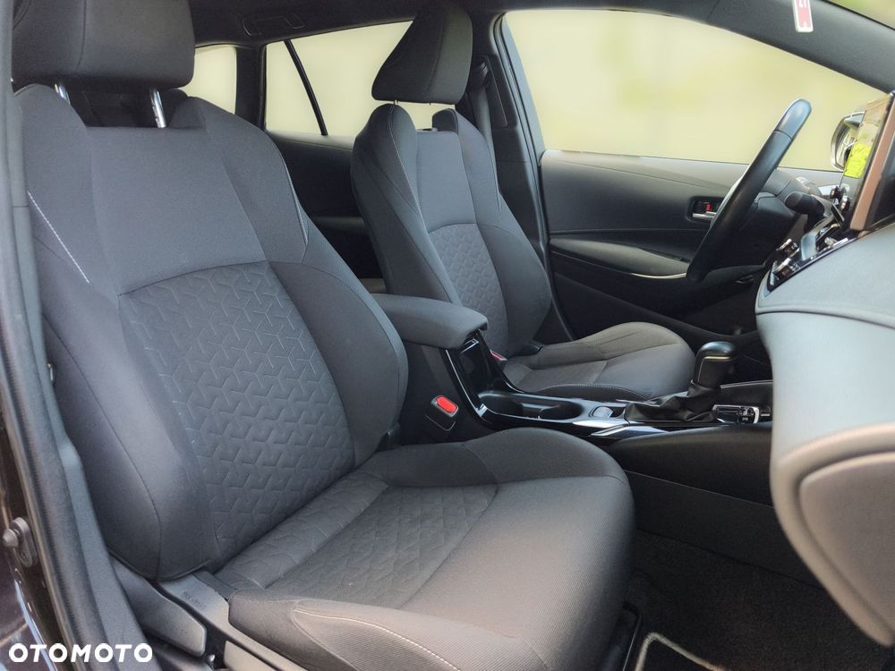 Toyota Corolla 1.8 Hybrid Comfort - 10