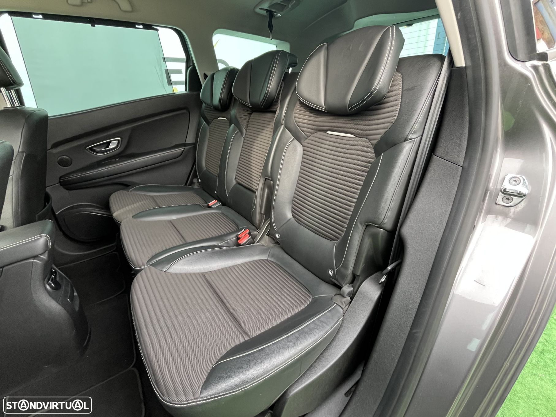 Renault Grand Scénic 1.7 Blue dCi Bose Edition EDC - 16