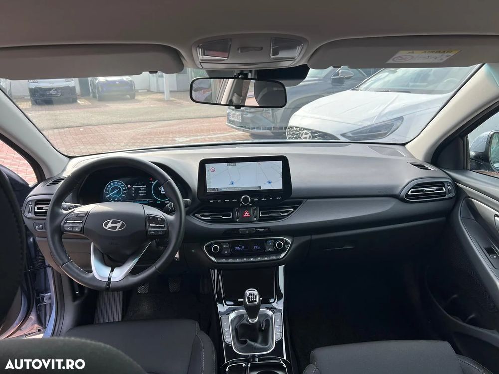 Hyundai i30 1.5 T-GDI 140CP M/T MHEV Highway - 9