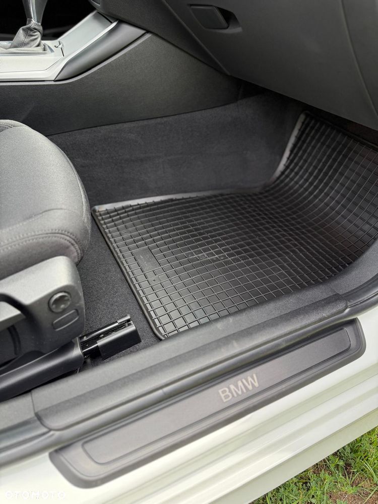 BMW Seria 3 318d - 21