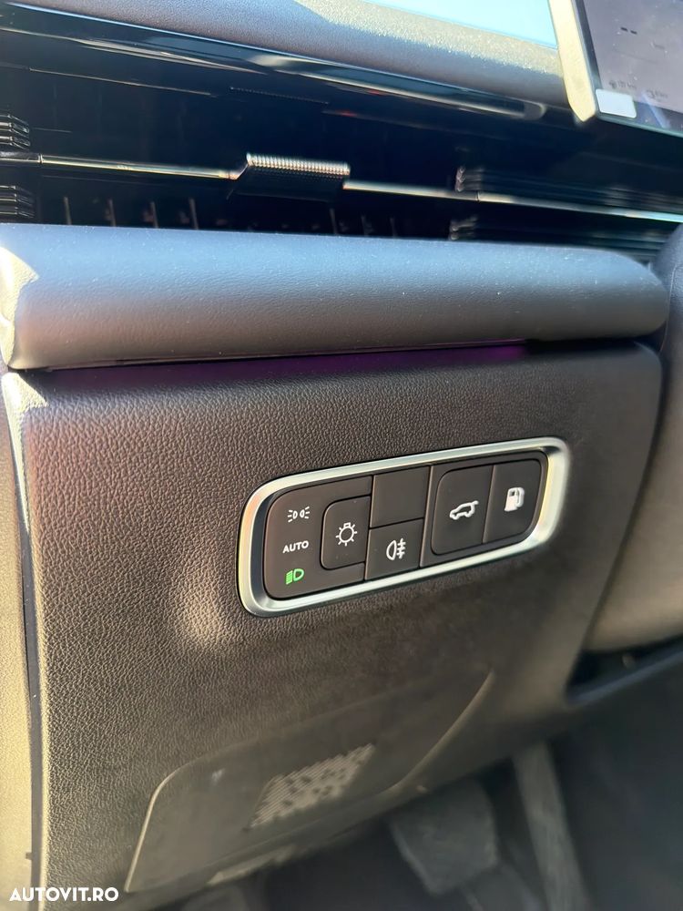 Omoda 7 1.5 TGDI 1DHT PHEV Exclusive - 25