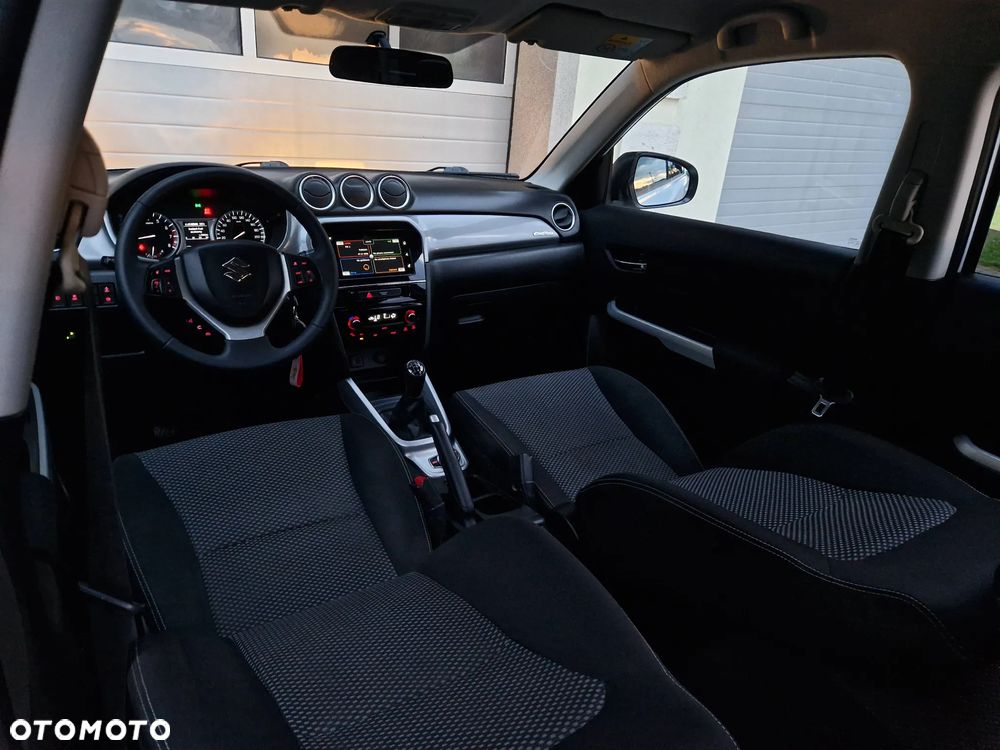 Suzuki Vitara 1.6 (4x4) Allgrip Comfort+ - 35