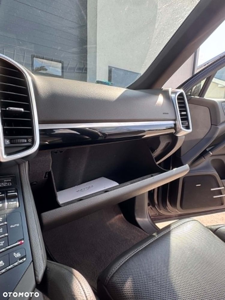 Porsche Cayenne Tiptronic S - 18