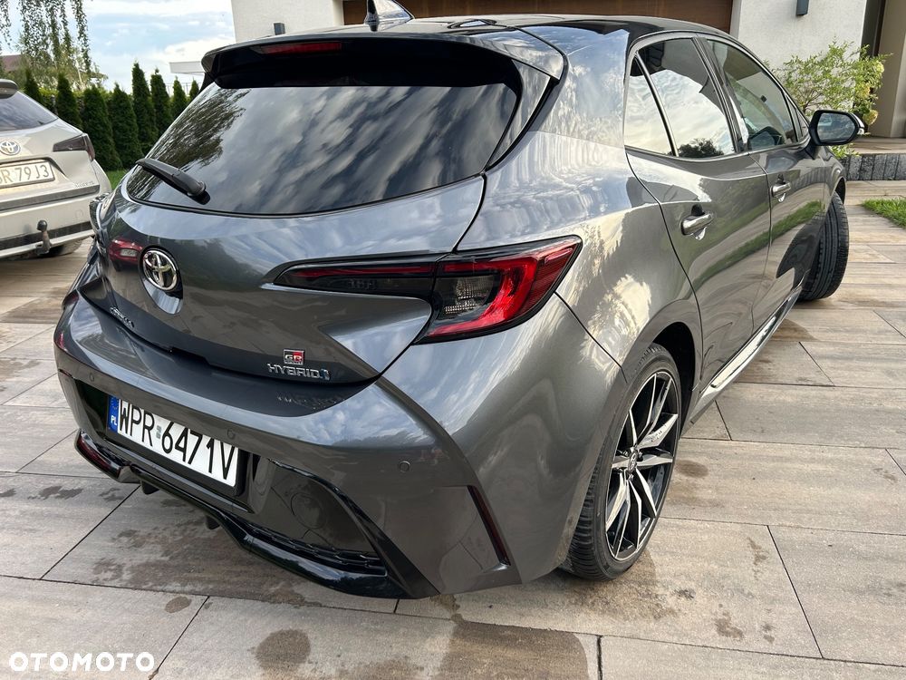 Toyota Corolla 2.0 Hybrid GR Sport - 11