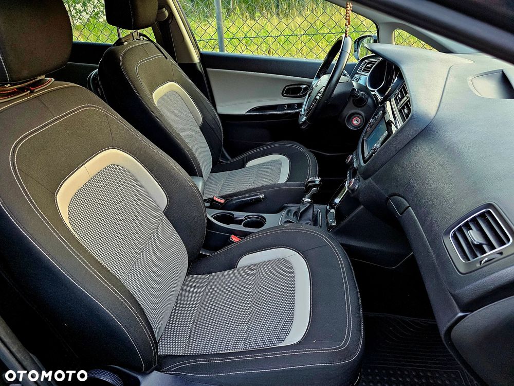 Kia Ceed - 17