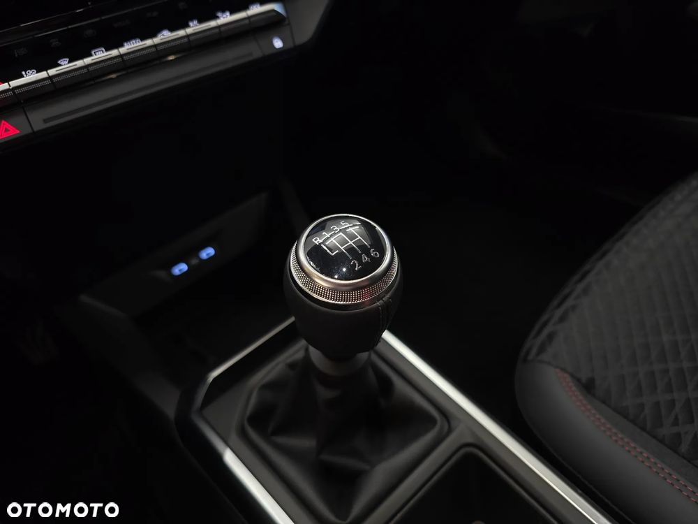 Renault Clio 1.2 TCe Techno - 17