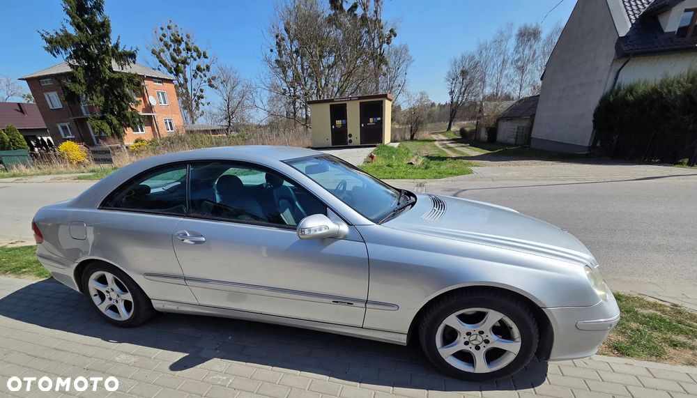 Mercedes-Benz CLK - 5
