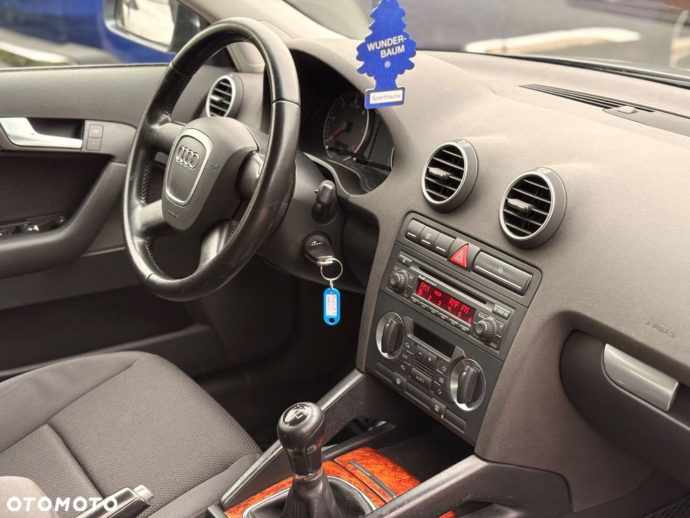 Audi A3 Sportback 1.9 TDI Attraction - 19
