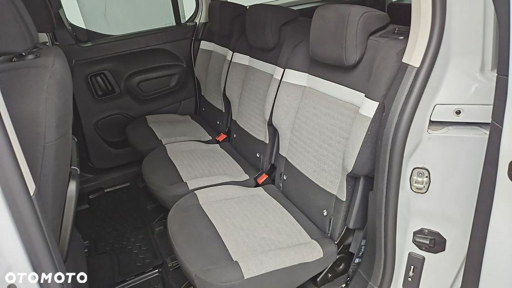 Citroën Berlingo XL 1.2 PureTech Shine S&S (7-os.) - 23