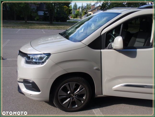 Toyota Proace City Verso 1.2 D-4T Family - 9