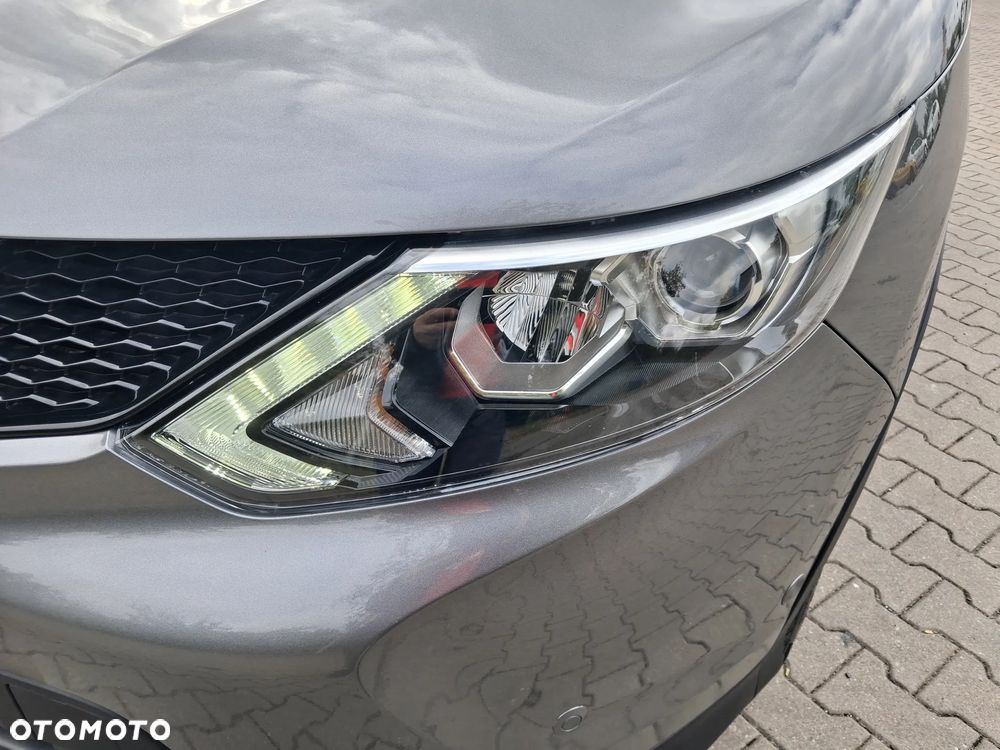 Nissan Qashqai 1.2 DIG-T N-Vision EU6 - 33