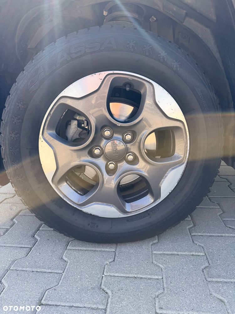 Jeep Renegade - 22