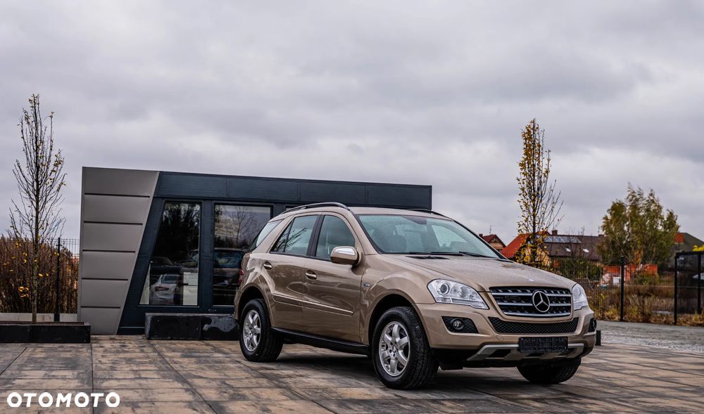 Mercedes-Benz ML - 6