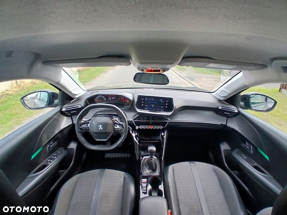 Peugeot 208 1.2 PureTech Allure S&S - 19