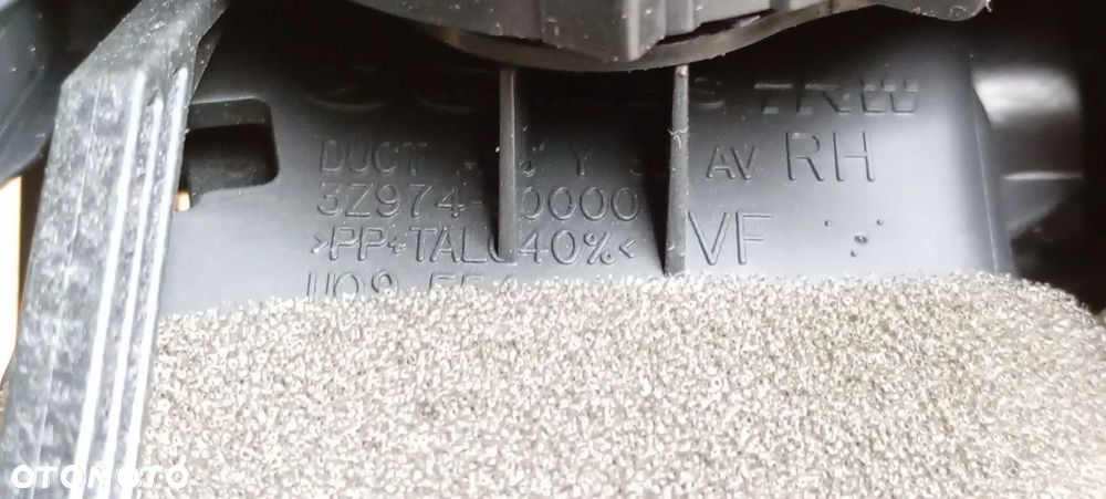 Kratka nawiewu powietrza prawy przód przednia prawa Hyundai i40 3Z974-90000 - 8