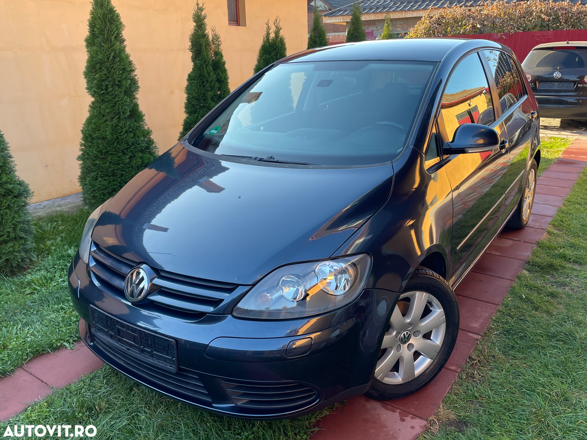 Volkswagen Golf Plus 1.9 TDI Comfortline - 5