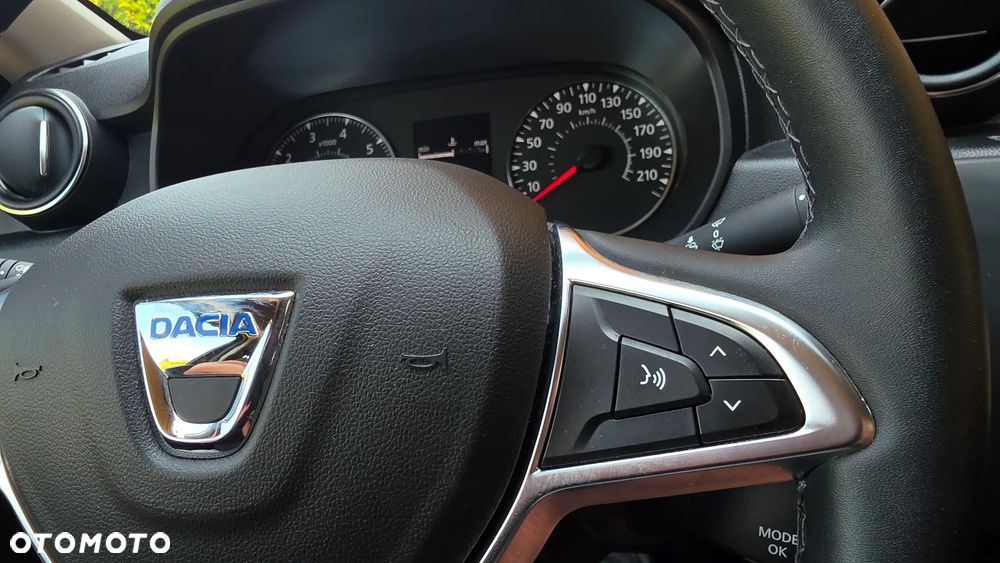 Dacia Duster 1.6 SCe Ambiance S&S - 30
