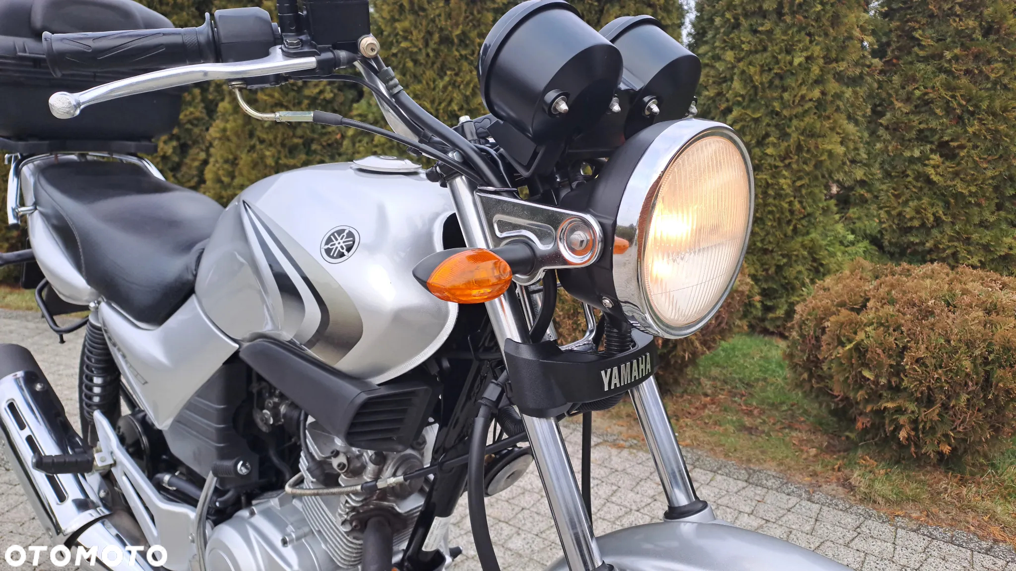 Yamaha YBR - 7