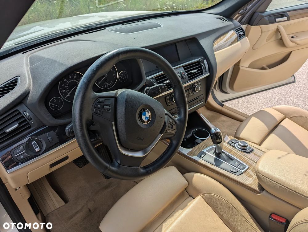 BMW X3 28i xDrive - 9