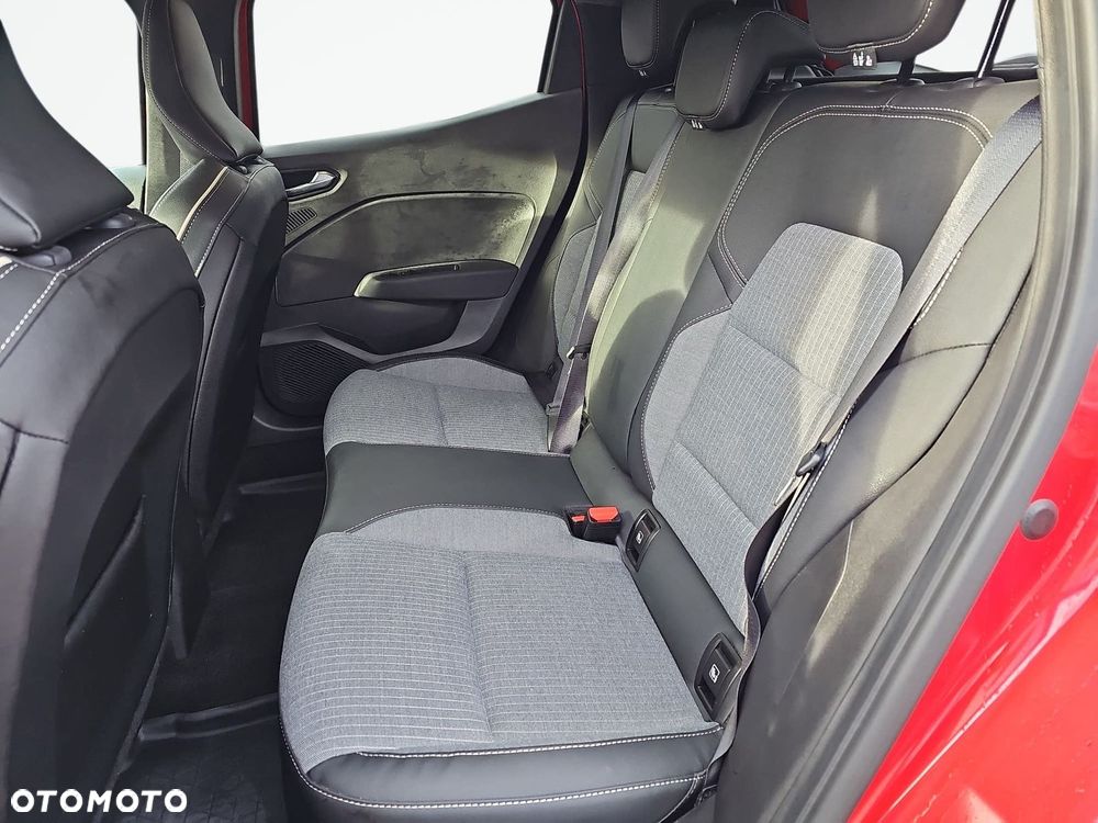 Renault Clio 1.0 TCe Techno - 23