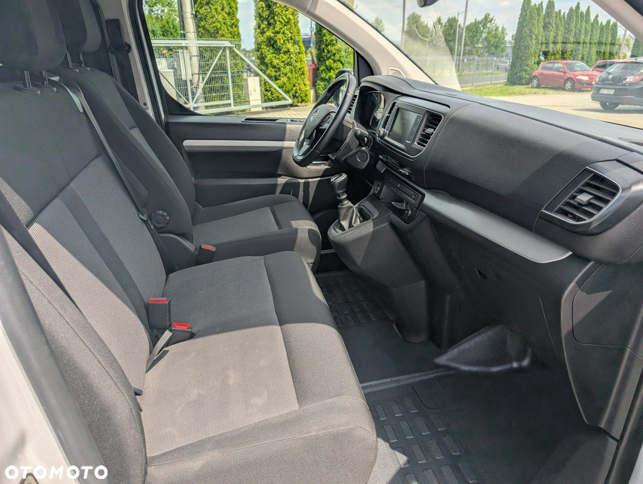 Opel Vivaro - 9