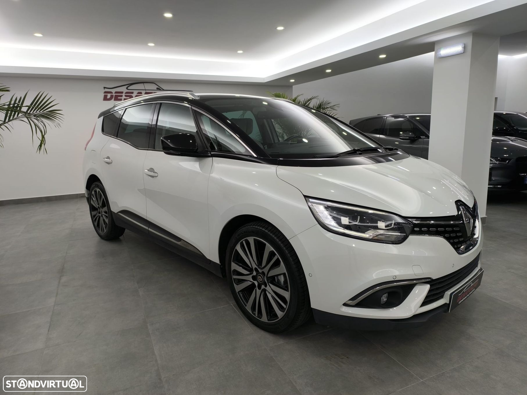 Renault Grand Scénic ENERGY dCi 160 EDC INITIALE PARIS - 4